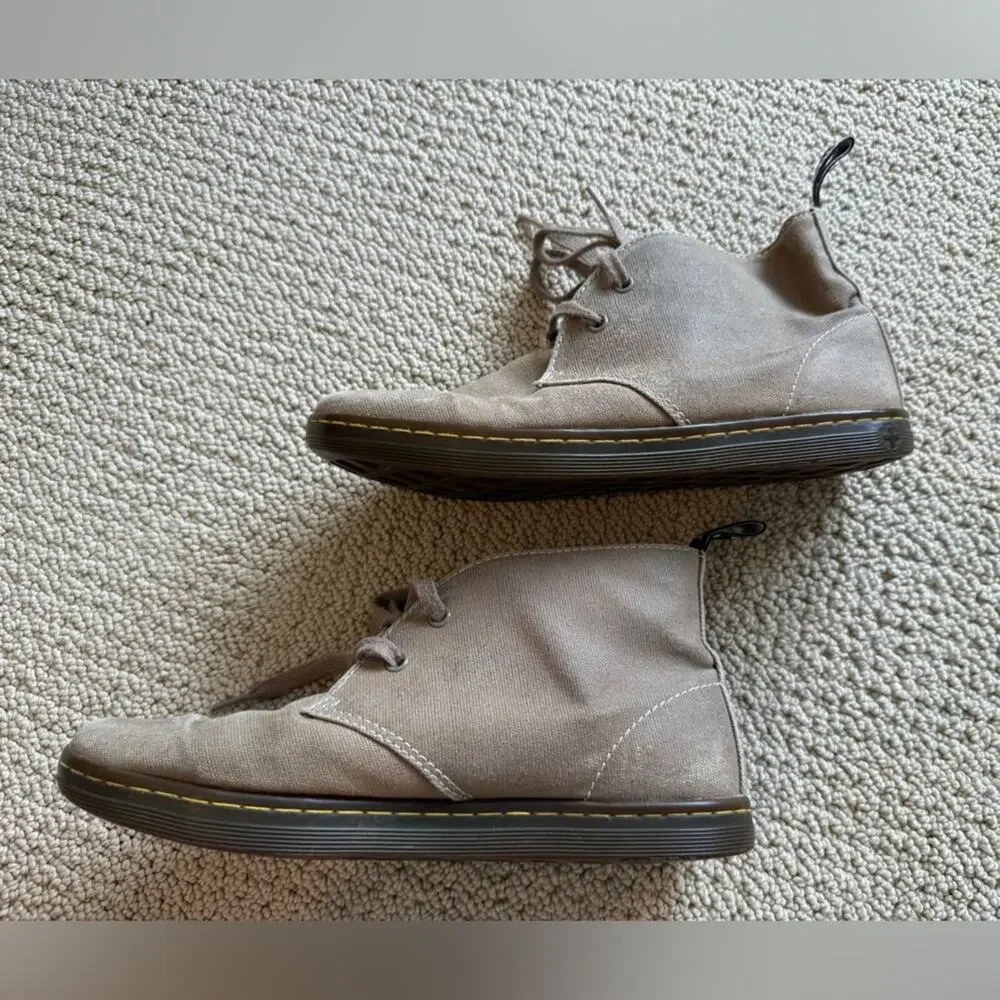 Dr. Marten's Henrie Chukka Boots Canvas Men's Size 9 Women 10 Tan Beige Lace Up